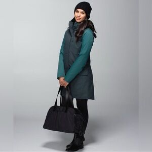 Lululemon Blizzard Parka
Fuel Green / Heathered Black / Fuel Green